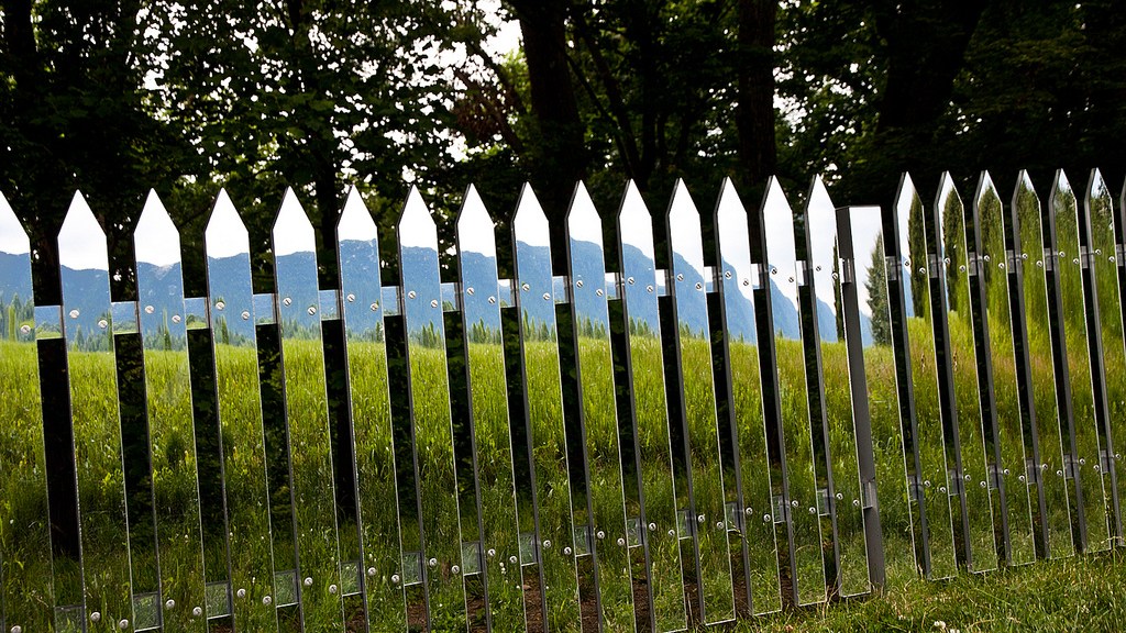 fence made of mirrored glass